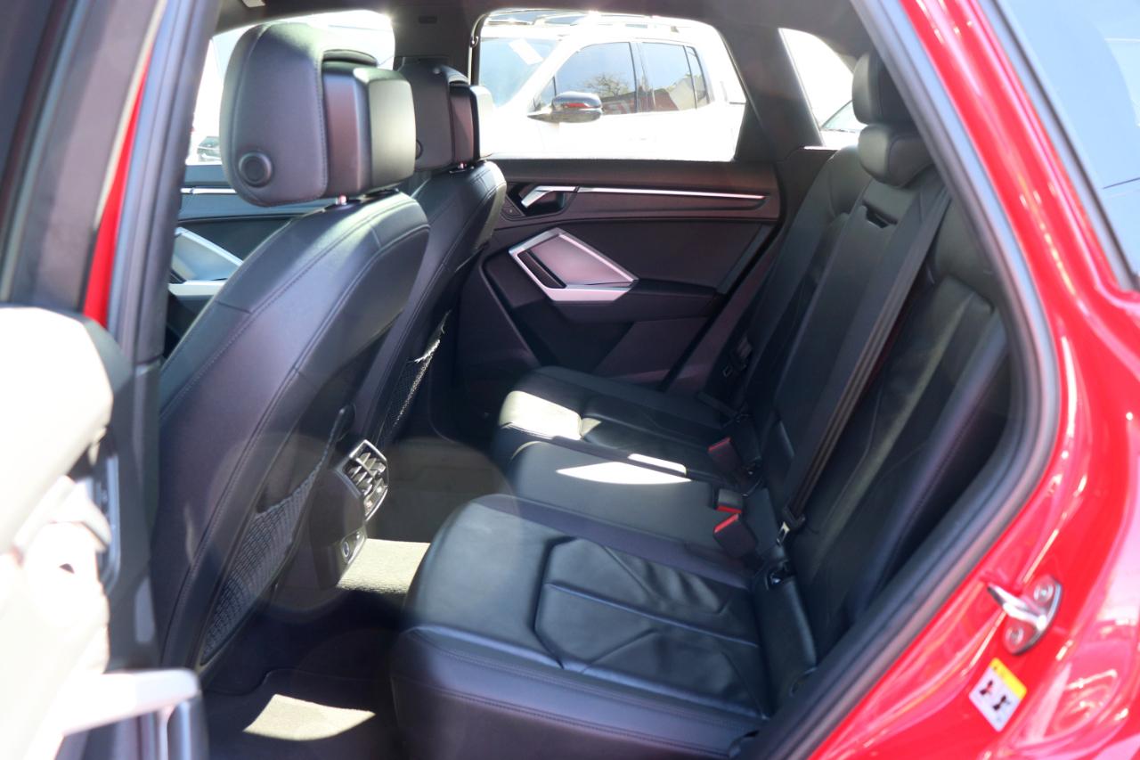 Audi Q3 S line Premium 45 TFSI quattro 2025