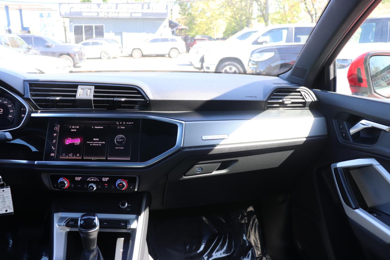 Audi Q3 S line Premium 45 TFSI quattro 2025