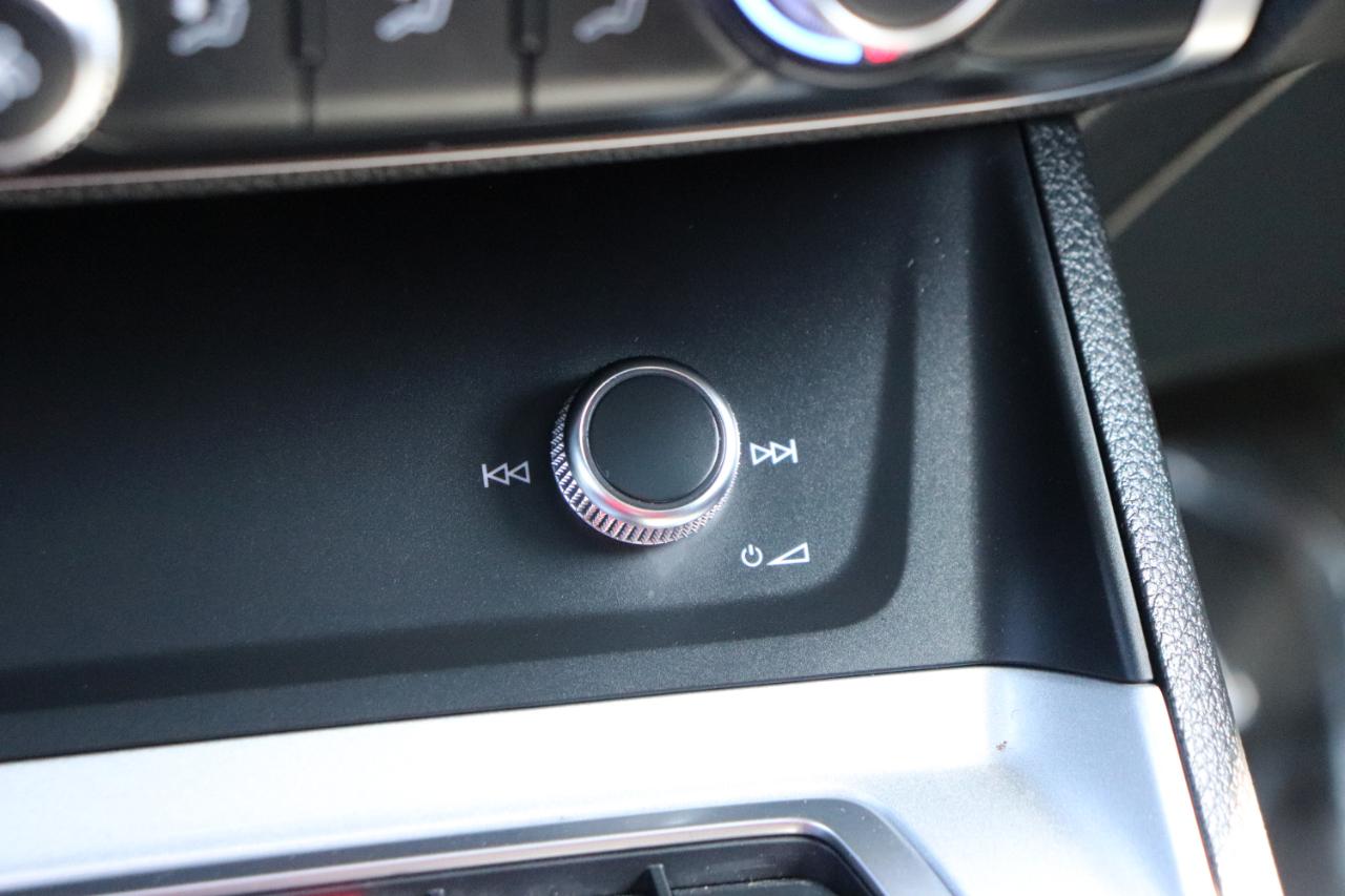 Audi Q3 S line Premium 45 TFSI quattro 2025