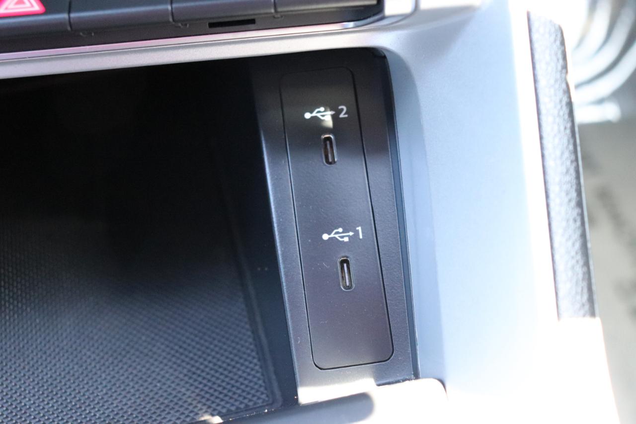 Audi Q3 S line Premium 45 TFSI quattro 2025