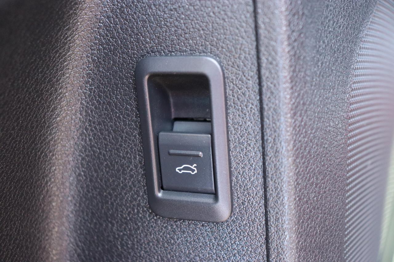 Audi Q3 S line Premium 45 TFSI quattro 2025