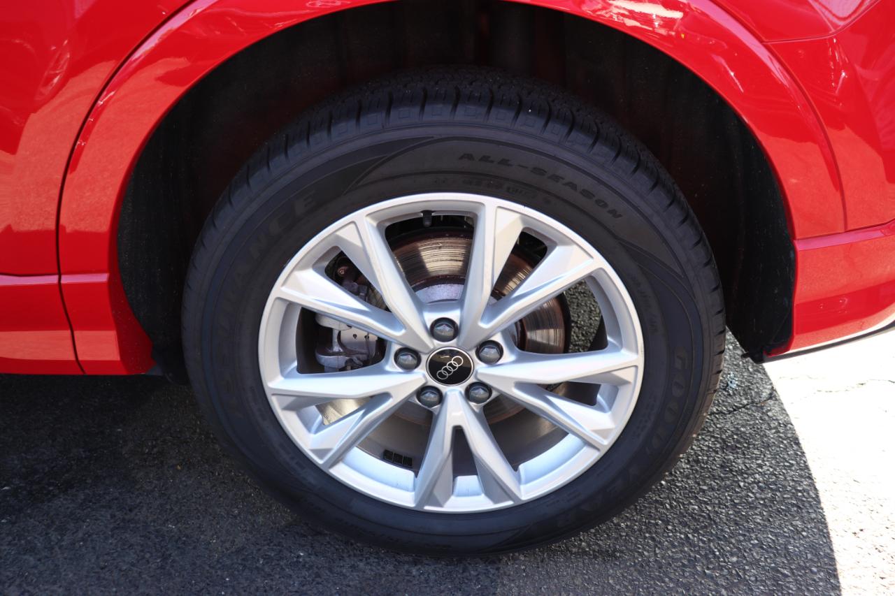 Audi Q3 S line Premium 45 TFSI quattro 2025