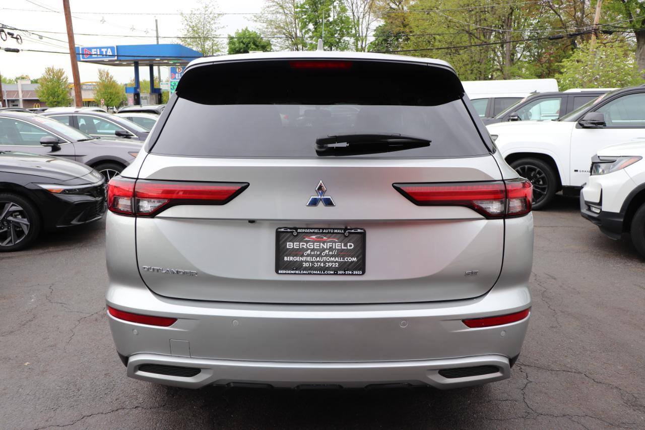 Mitsubishi Outlander SE S-AWC 2024