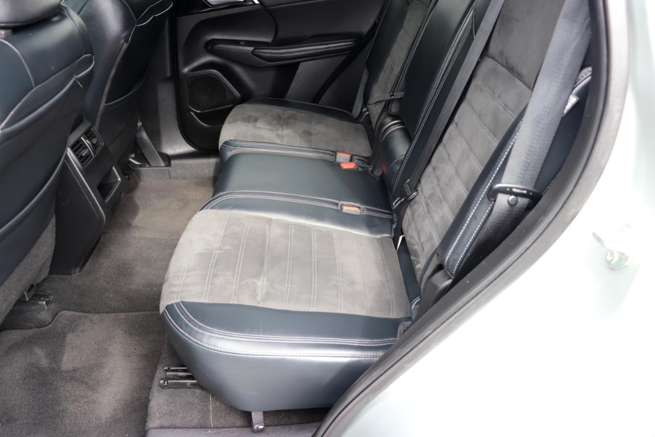 Mitsubishi Outlander SE S-AWC 2024