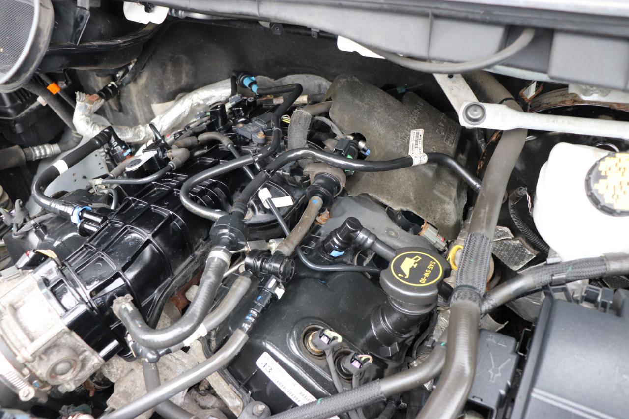 Ford Transit Cargo Van T-250 130" Med Rf 9070 GVWR RWD 2020