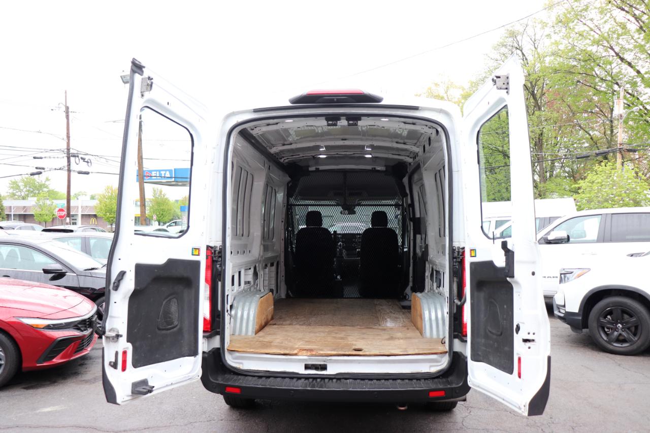 Ford Transit Cargo Van T-250 130" Med Rf 9070 GVWR RWD 2020
