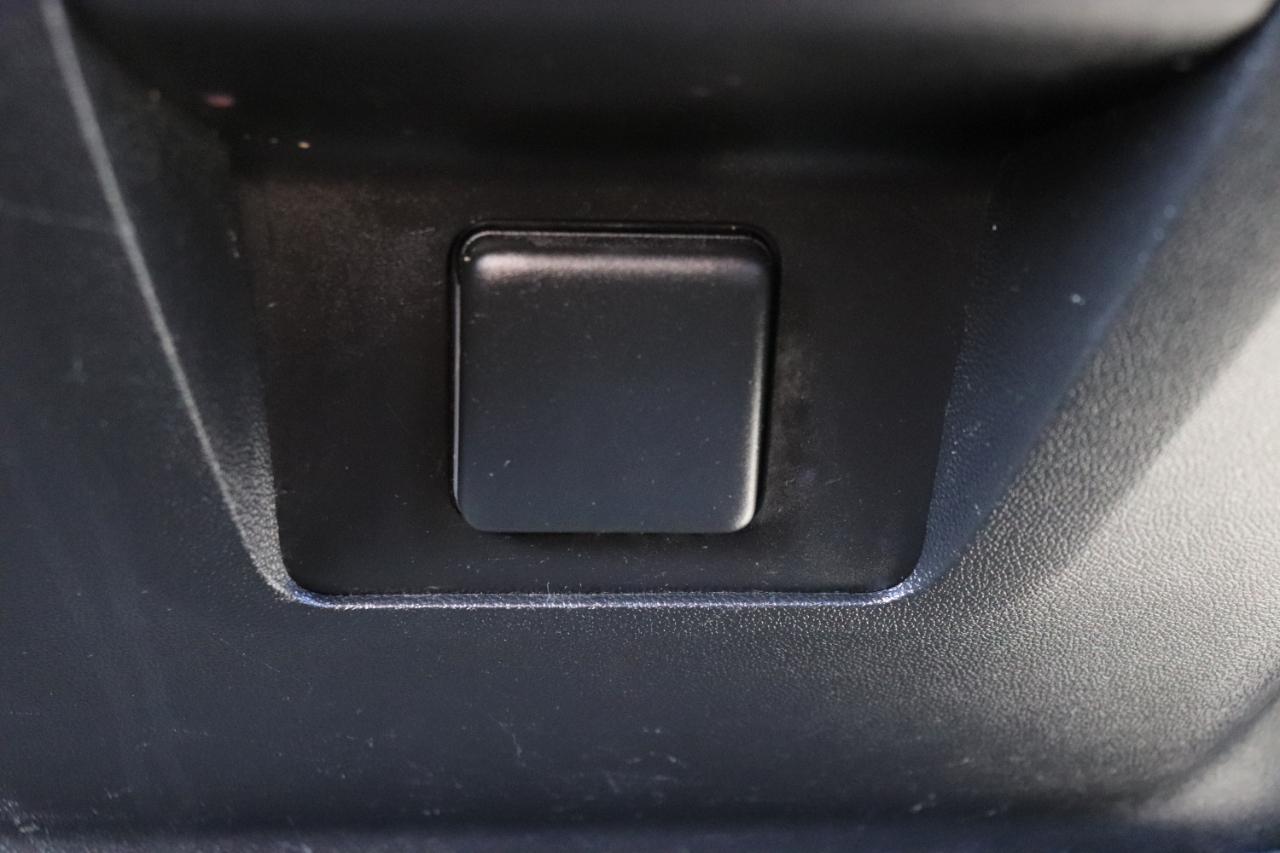 Chevrolet Tahoe 4WD 4dr LT 2024