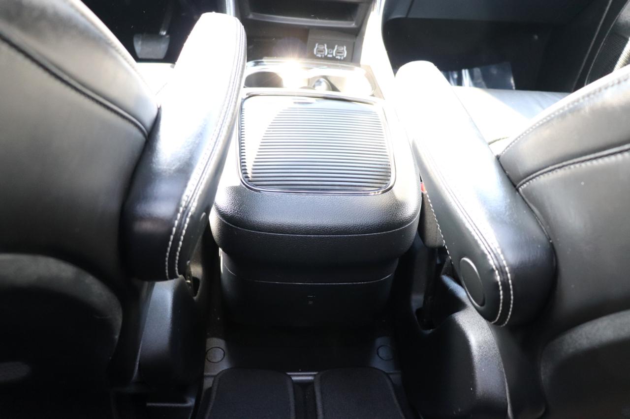 Chrysler Pacifica Limited FWD 2025