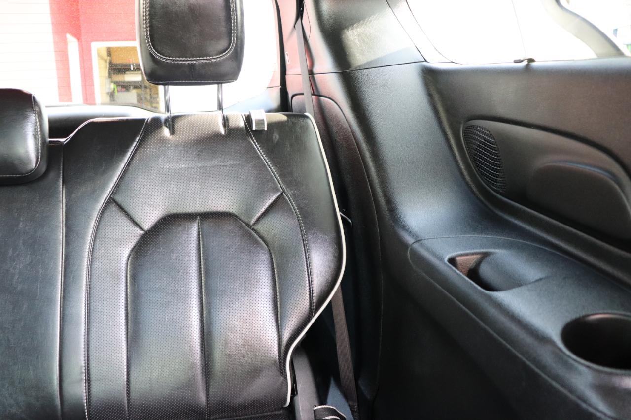 Chrysler Pacifica Limited FWD 2025