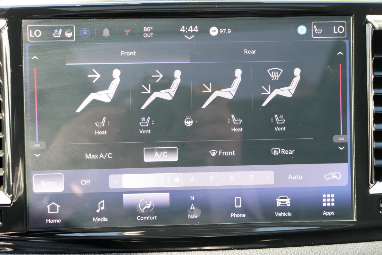 Chrysler Pacifica Limited FWD 2025