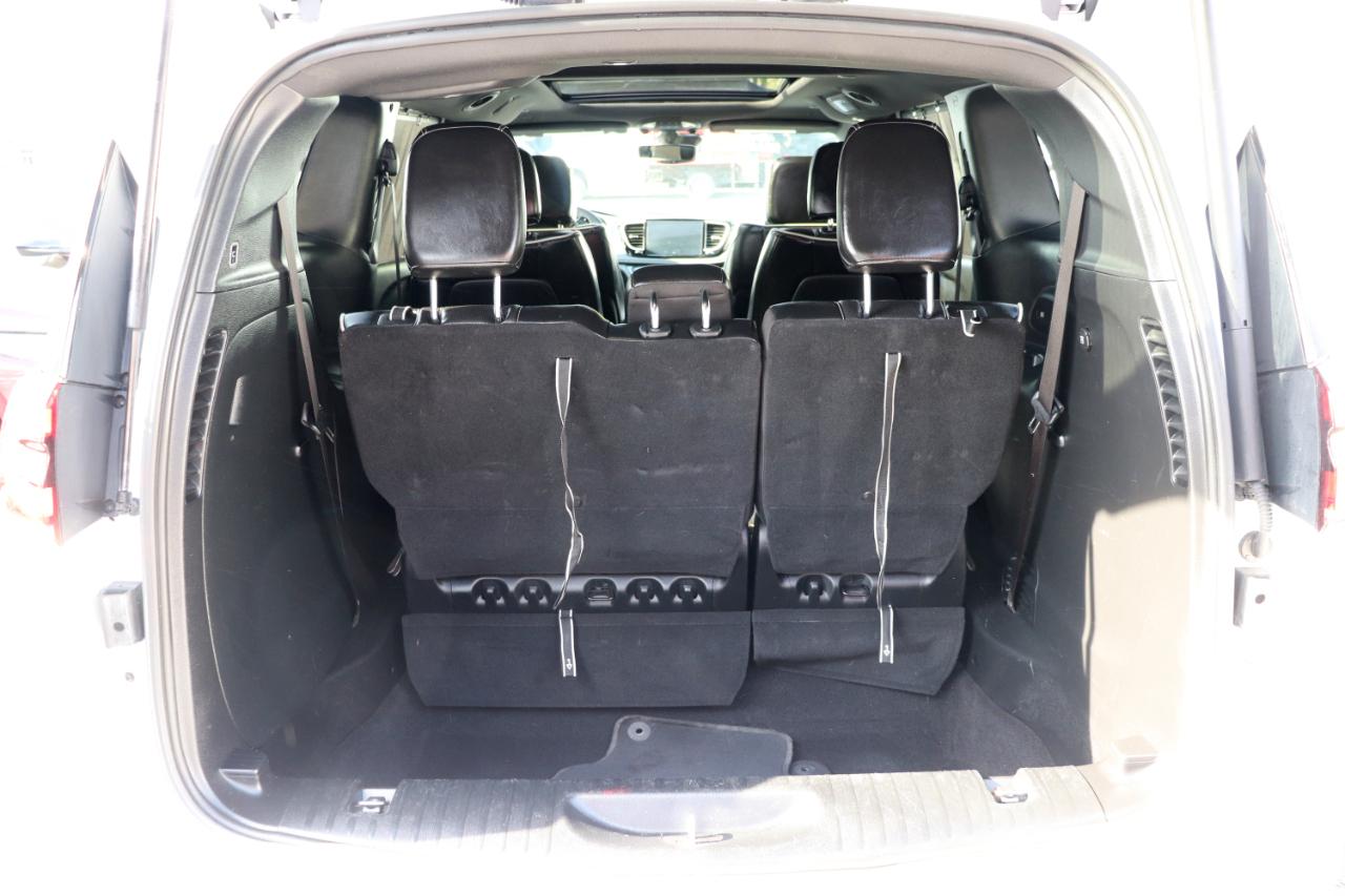 Chrysler Pacifica Limited FWD 2025