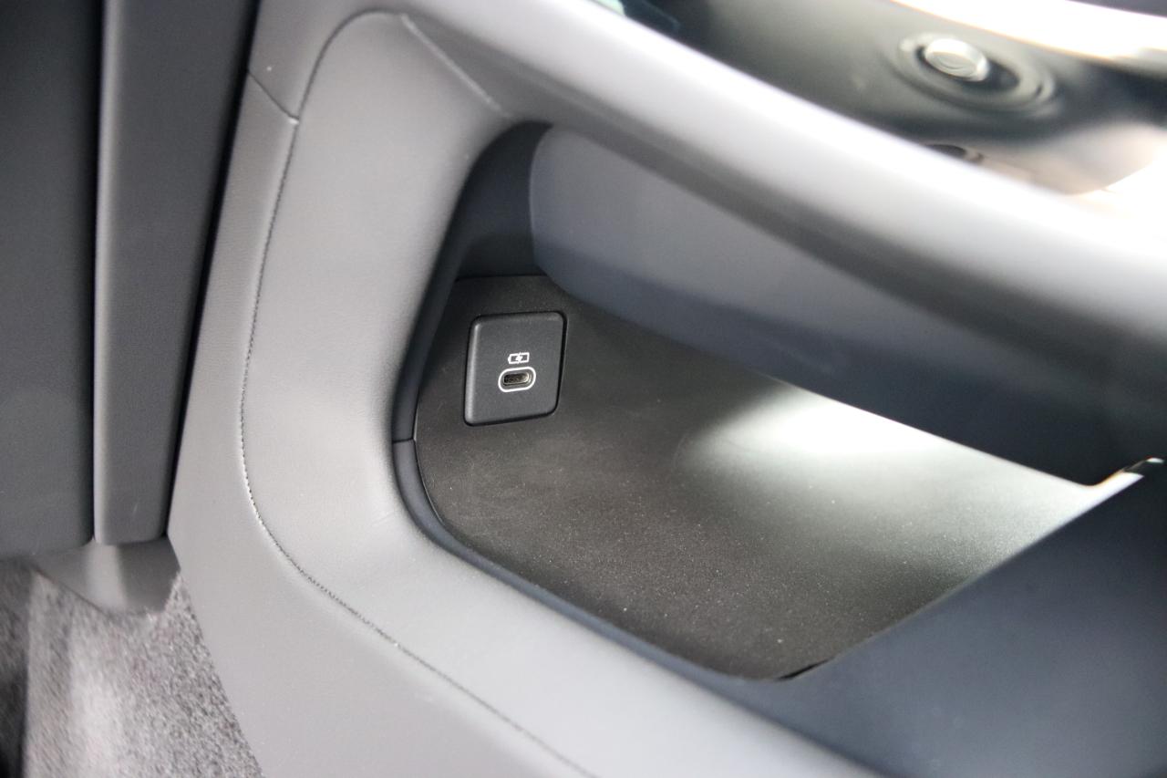 Land Rover Range Rover Sport P360 SE 2025