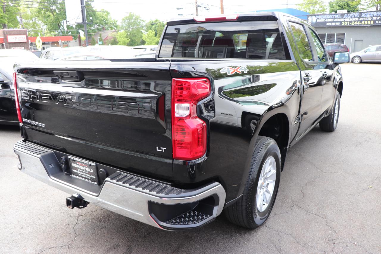 Chevrolet Silverado 1500 4WD Crew Cab 147" LT w/1LT 2025