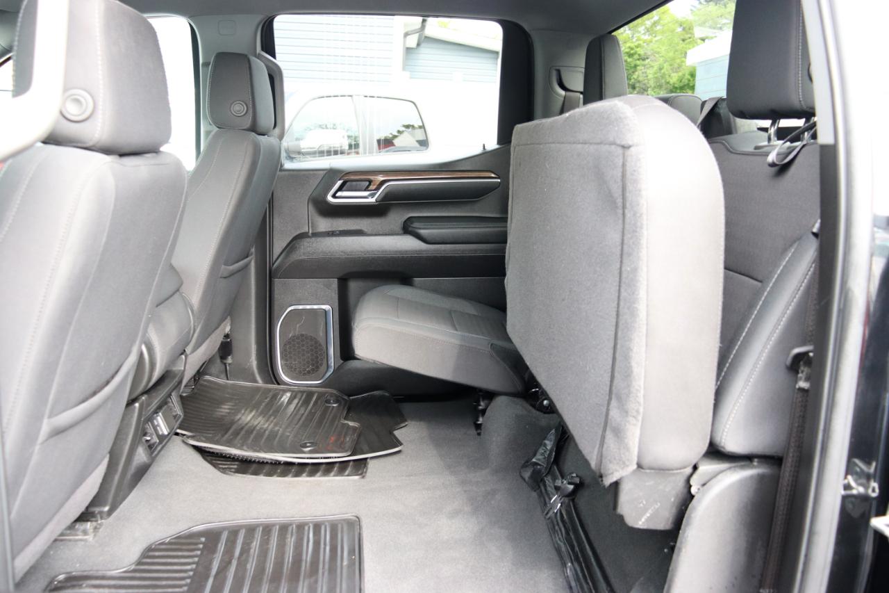 Chevrolet Silverado 1500 4WD Crew Cab 147" LT w/1LT 2025