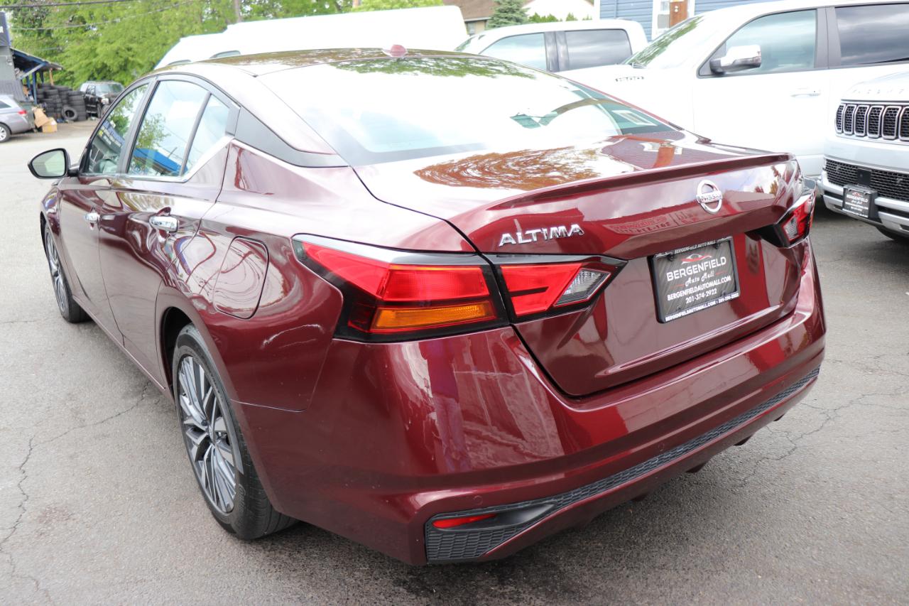 Nissan Altima 2.5 SV Sedan 2024