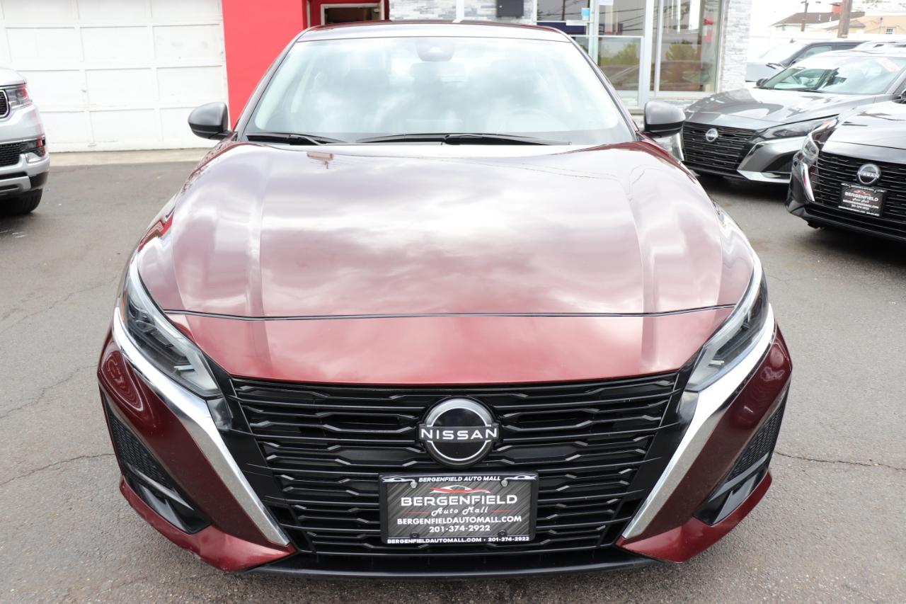 Nissan Altima 2.5 SV Sedan 2024