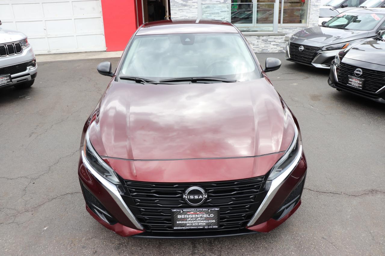 Nissan Altima 2.5 SV Sedan 2024