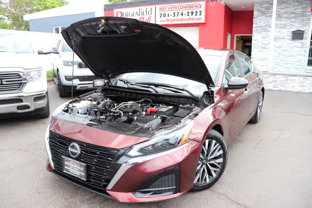 Nissan Altima 2.5 SV Sedan 2024