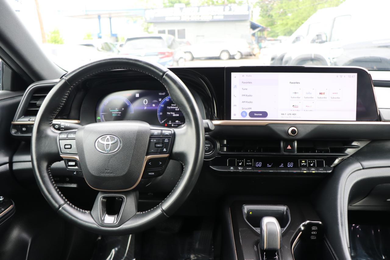 Toyota Crown XLE AWD (Natl) 2024