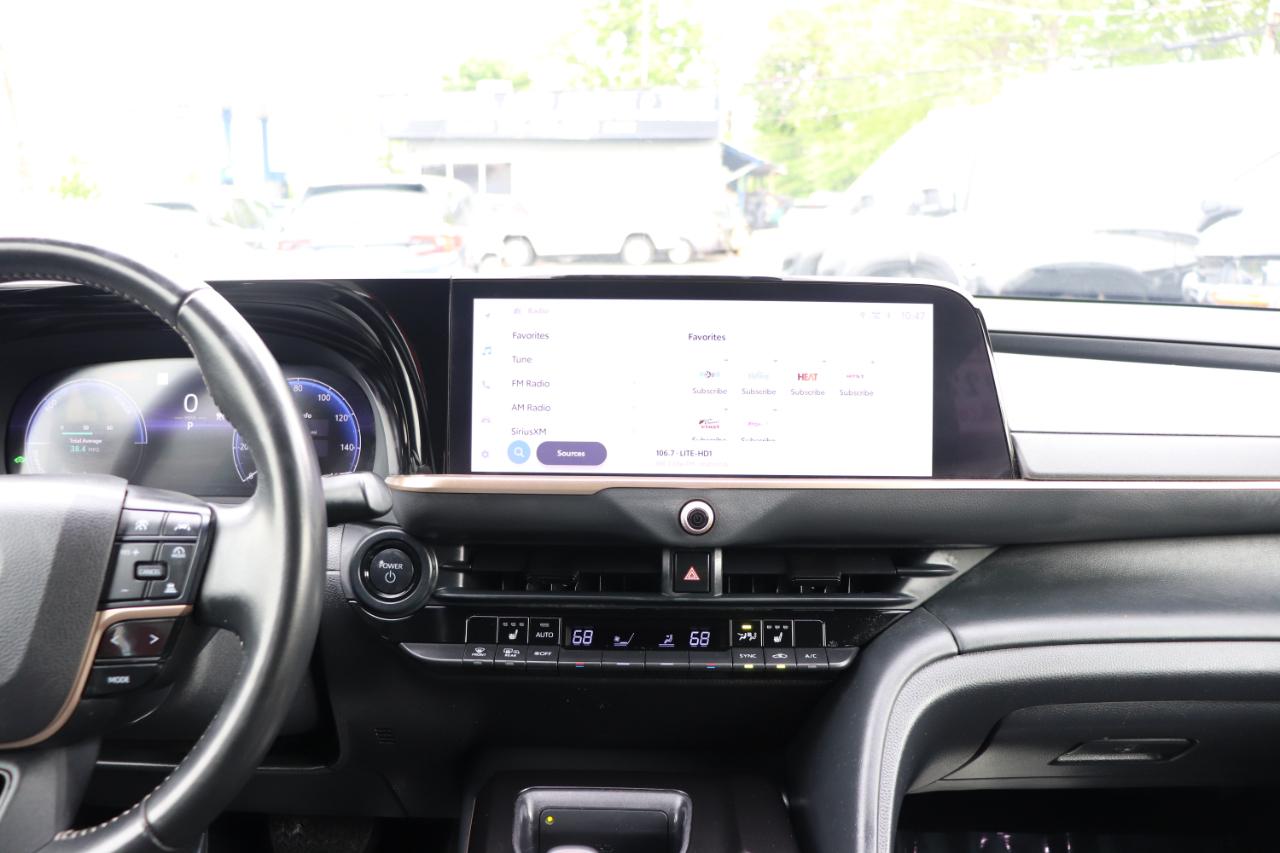 Toyota Crown XLE AWD (Natl) 2024