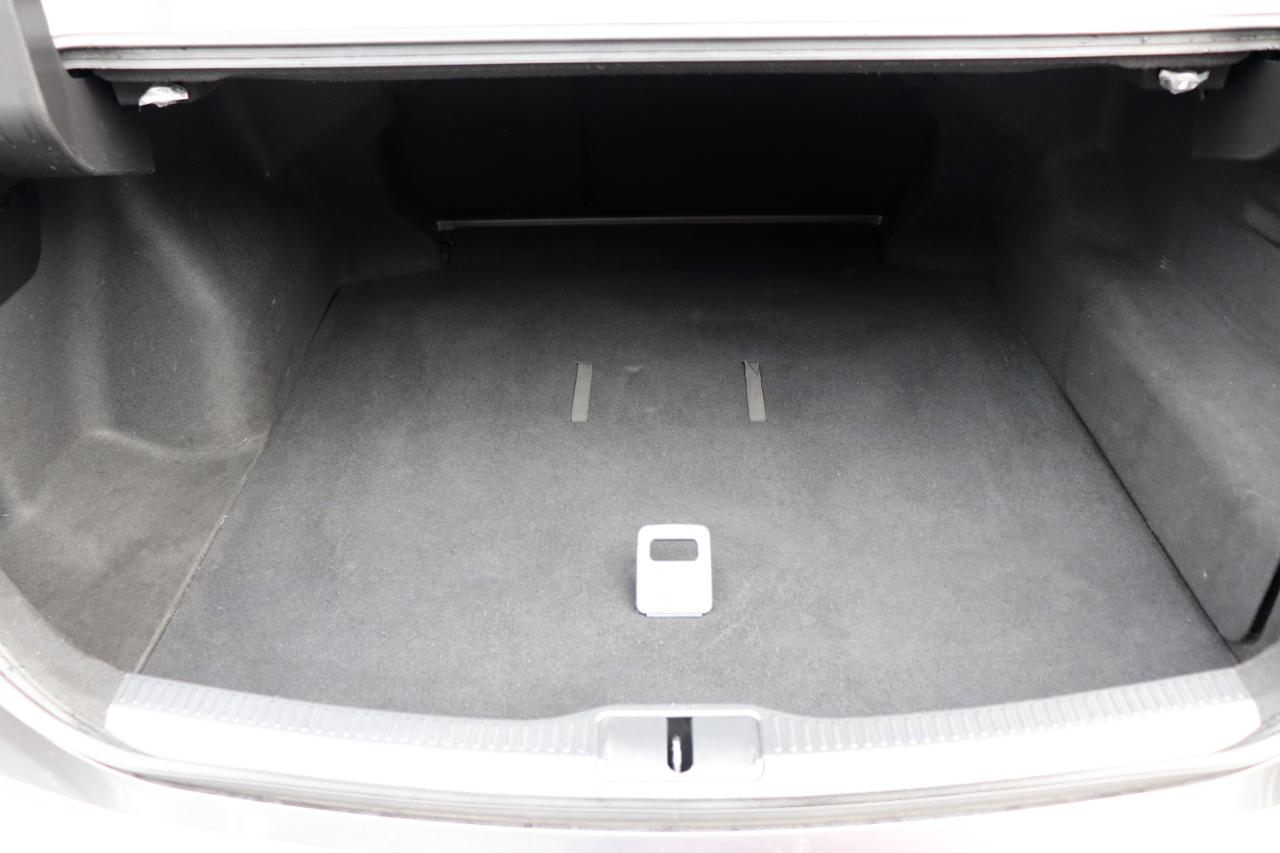 Toyota Crown XLE AWD (Natl) 2024