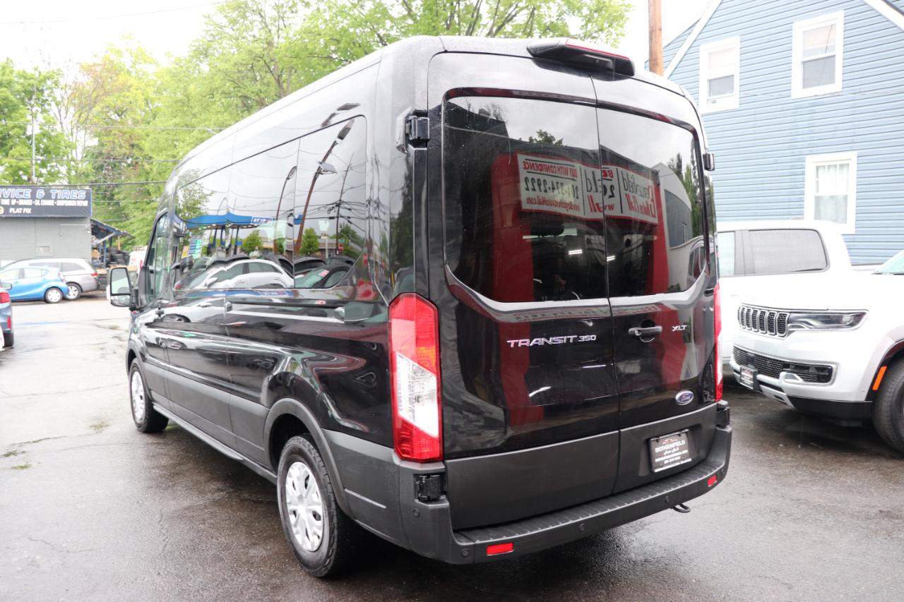 Ford Transit Passenger Wagon T-350 148" Med Roof XLT RWD 2023