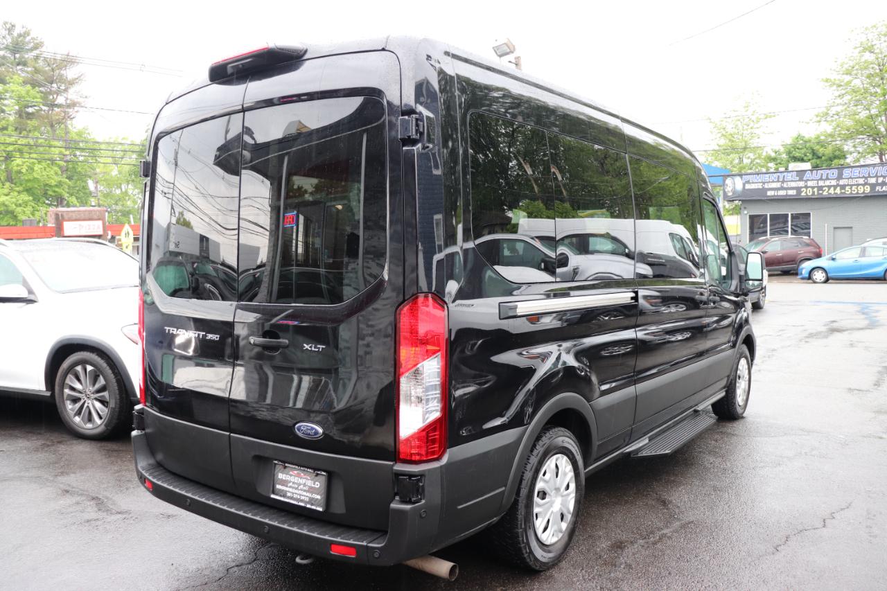 Ford Transit Passenger Wagon T-350 148" Med Roof XLT RWD 2023