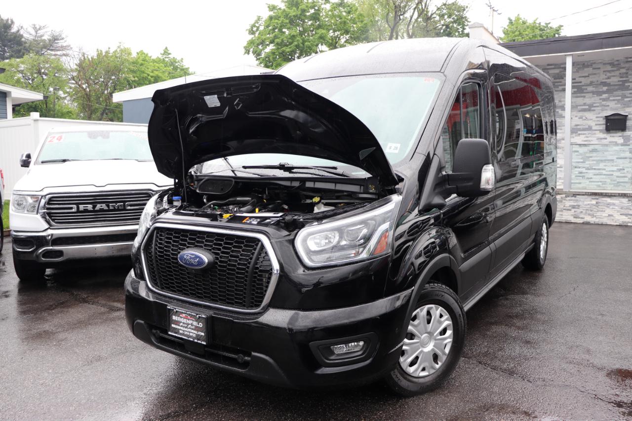 Ford Transit Passenger Wagon T-350 148" Med Roof XLT RWD 2023
