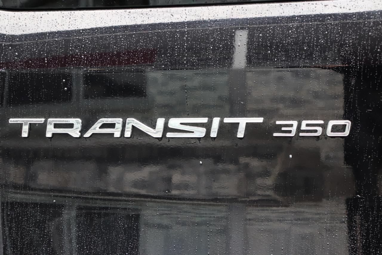 Ford Transit Passenger Wagon T-350 148" Med Roof XLT RWD 2023