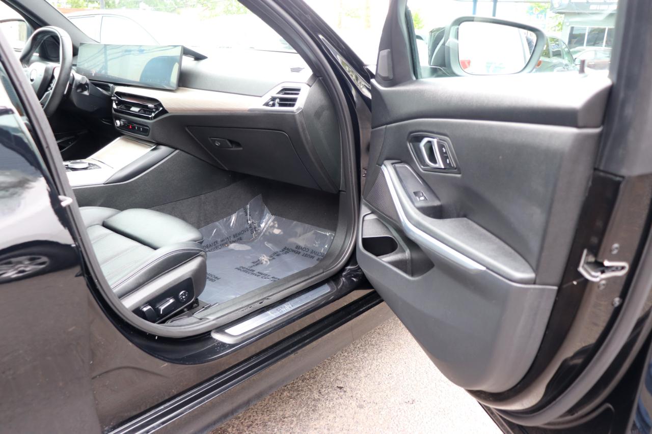BMW 3 Series 330i xDrive Sedan 2025