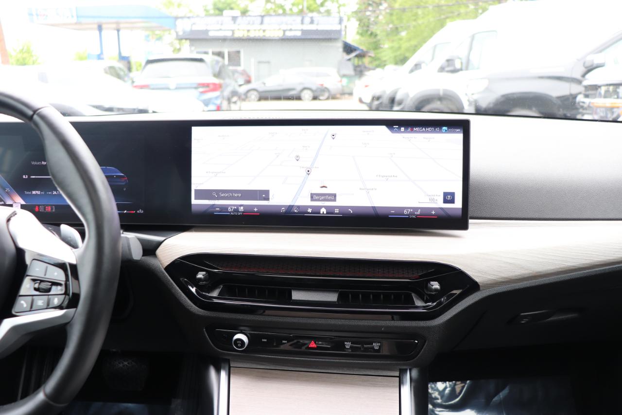 BMW 3 Series 330i xDrive Sedan 2025