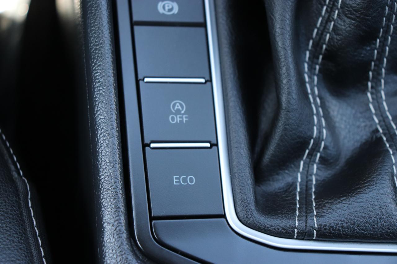 Volkswagen Jetta SE Auto 2024