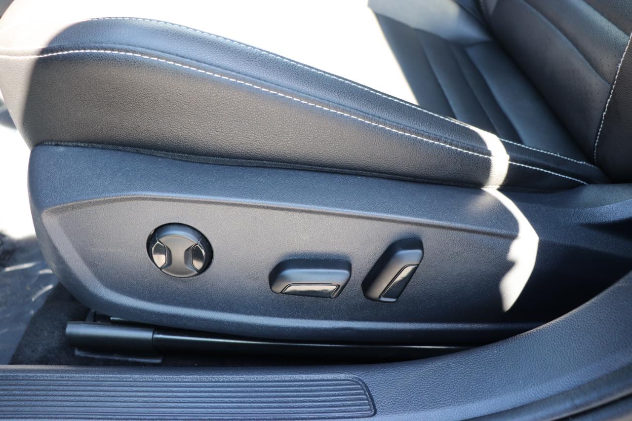 Volkswagen Jetta SE Auto 2024