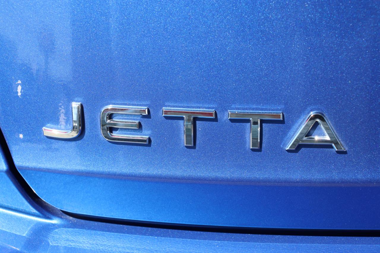 Volkswagen Jetta SE Auto 2024
