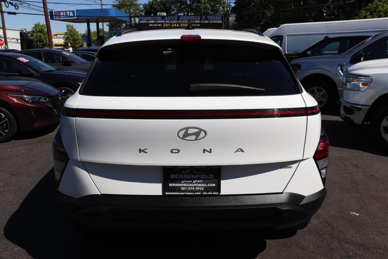 Hyundai Kona SEL AWD 2024