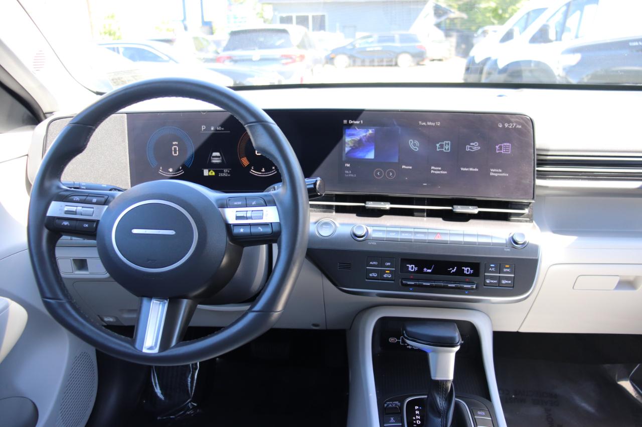 Hyundai Kona SEL AWD 2024