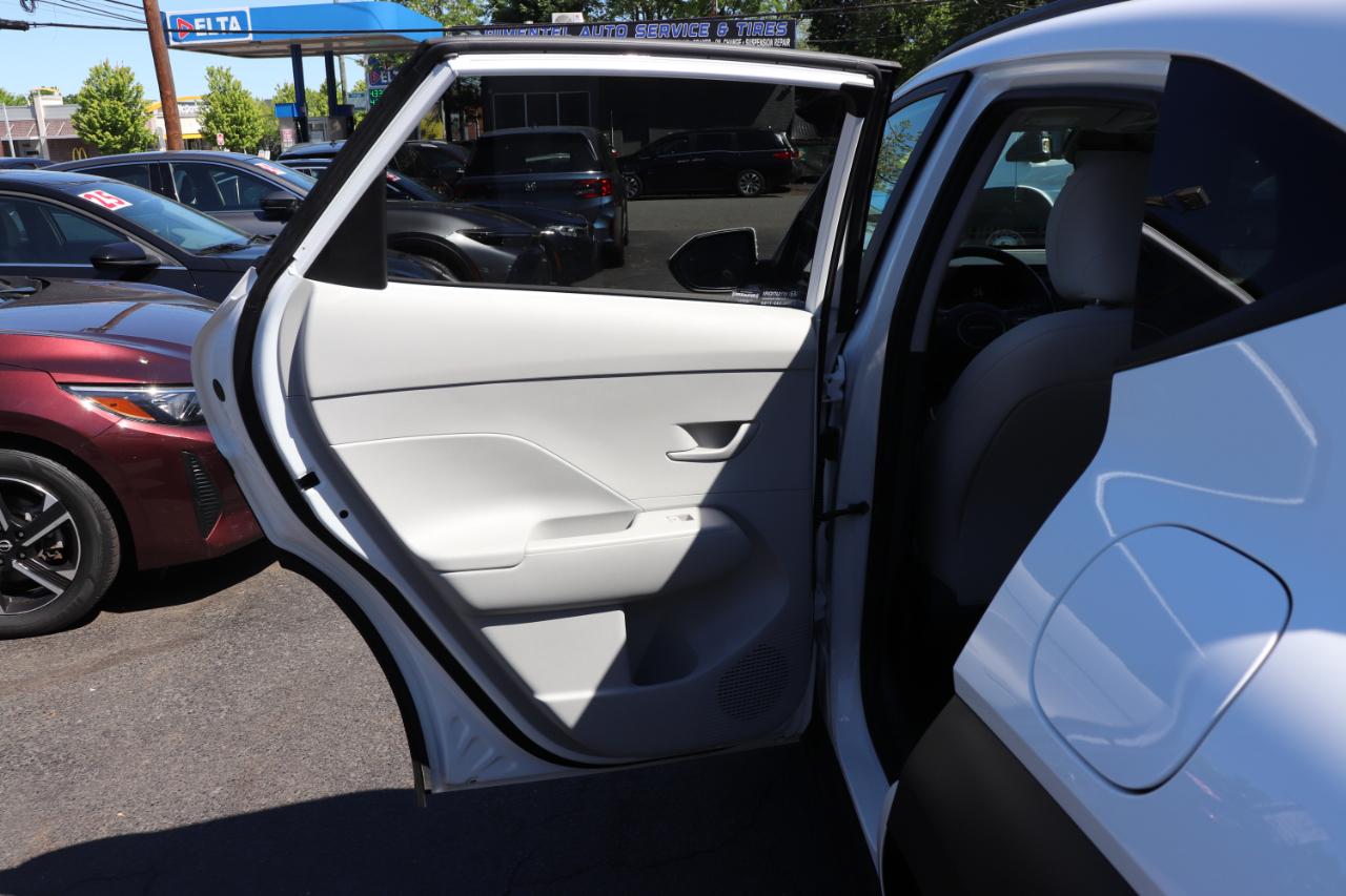 Hyundai Kona SEL AWD 2024