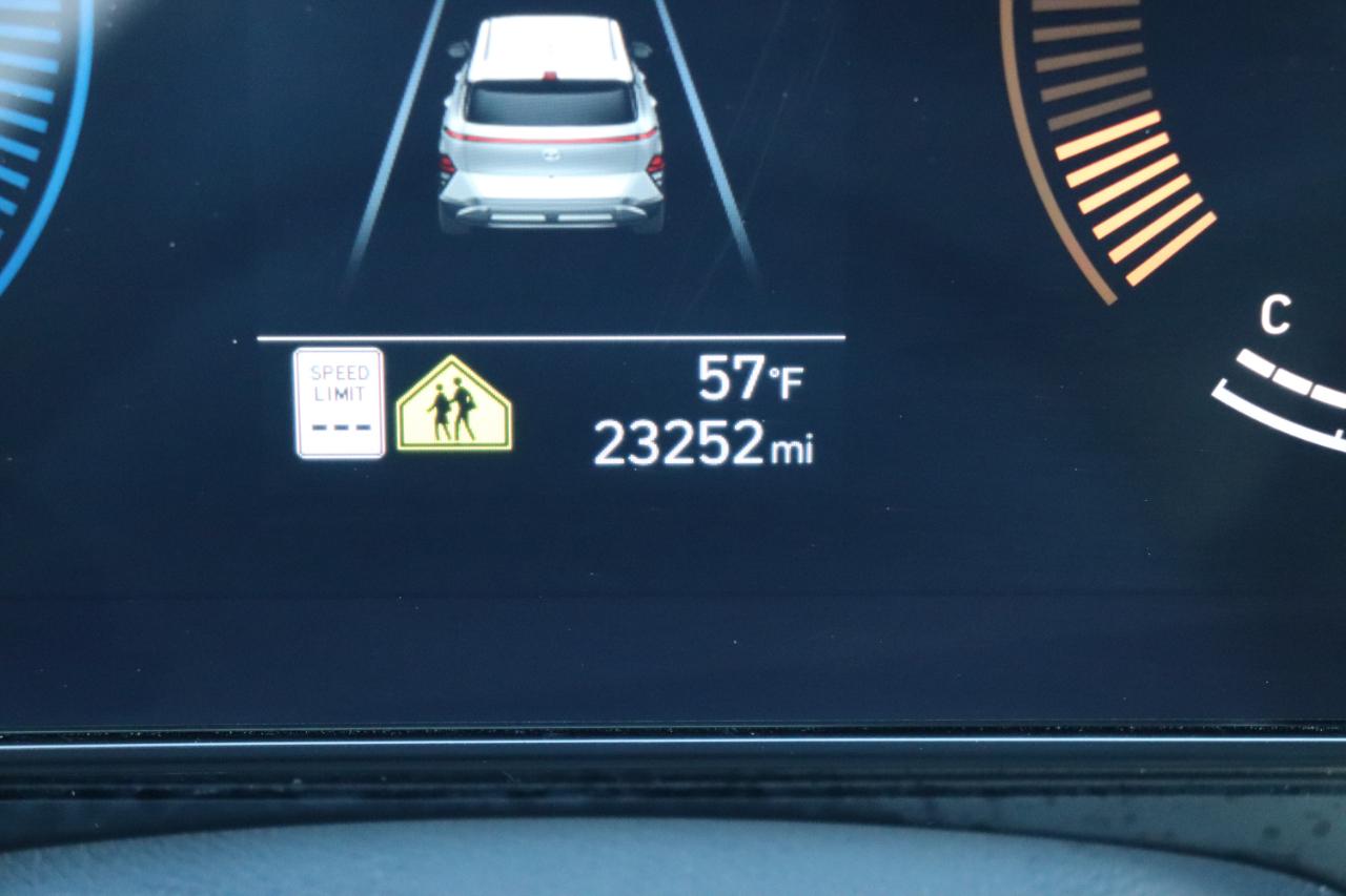 Hyundai Kona SEL AWD 2024