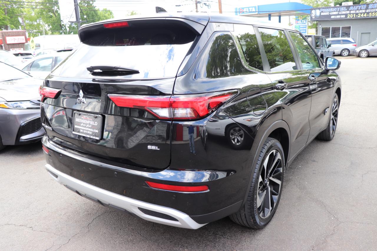 Mitsubishi Outlander SE FWD 2024