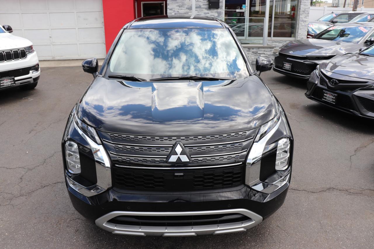 Mitsubishi Outlander SE FWD 2024