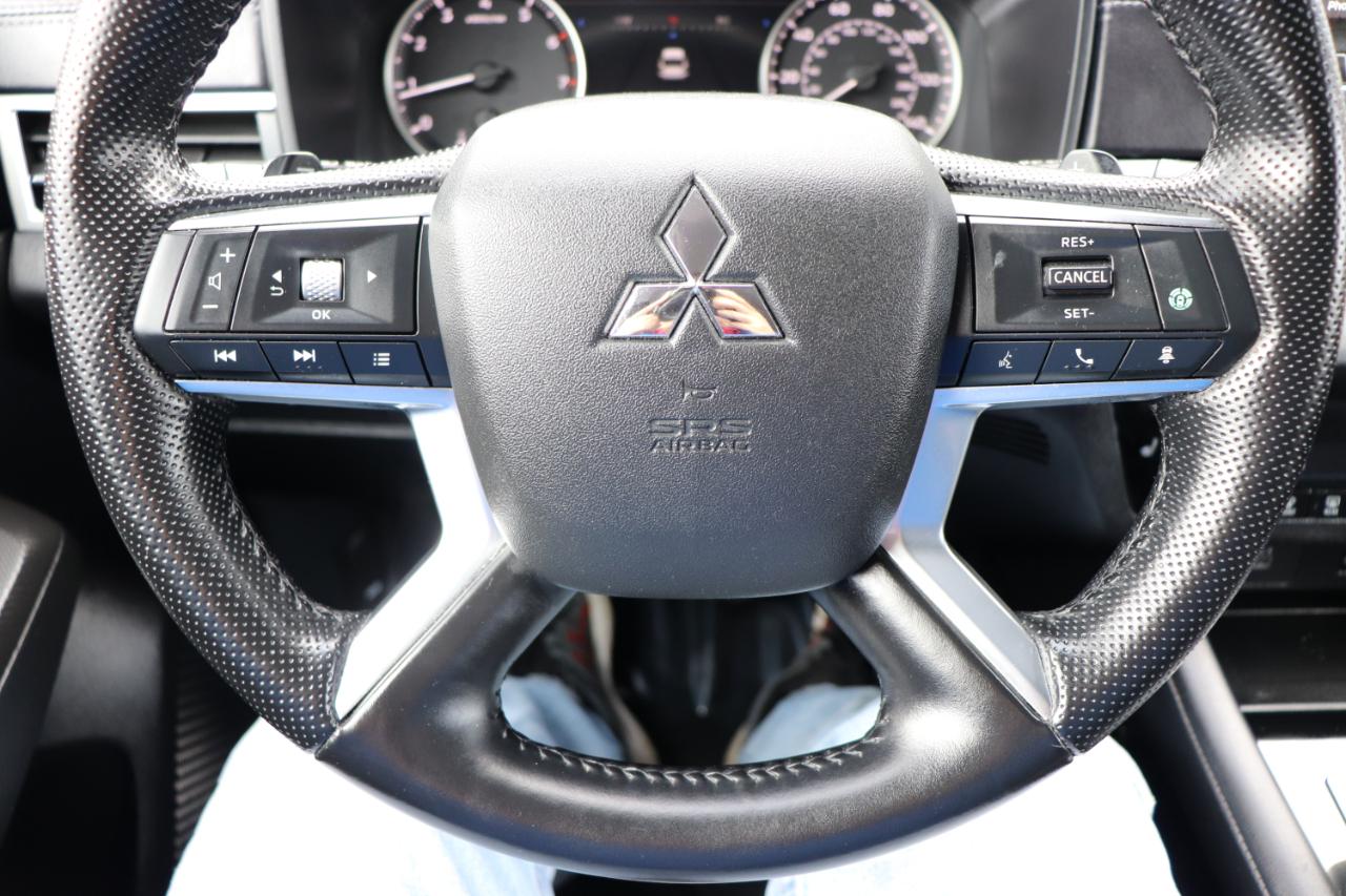 Mitsubishi Outlander SE FWD 2024