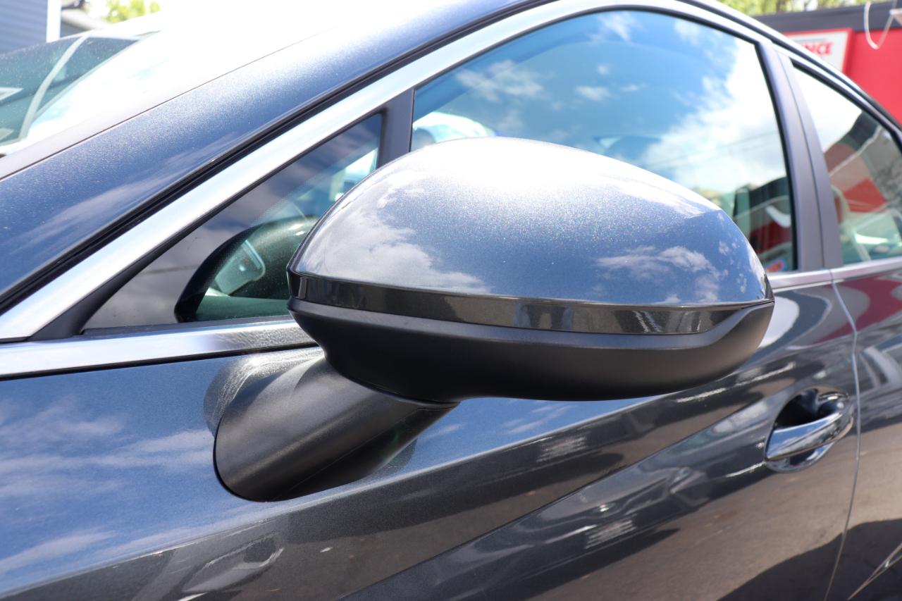 Hyundai Sonata Hybrid Blue FWD 2026