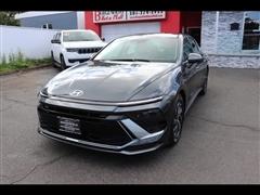 2026 Hyundai Sonata Hybrid 