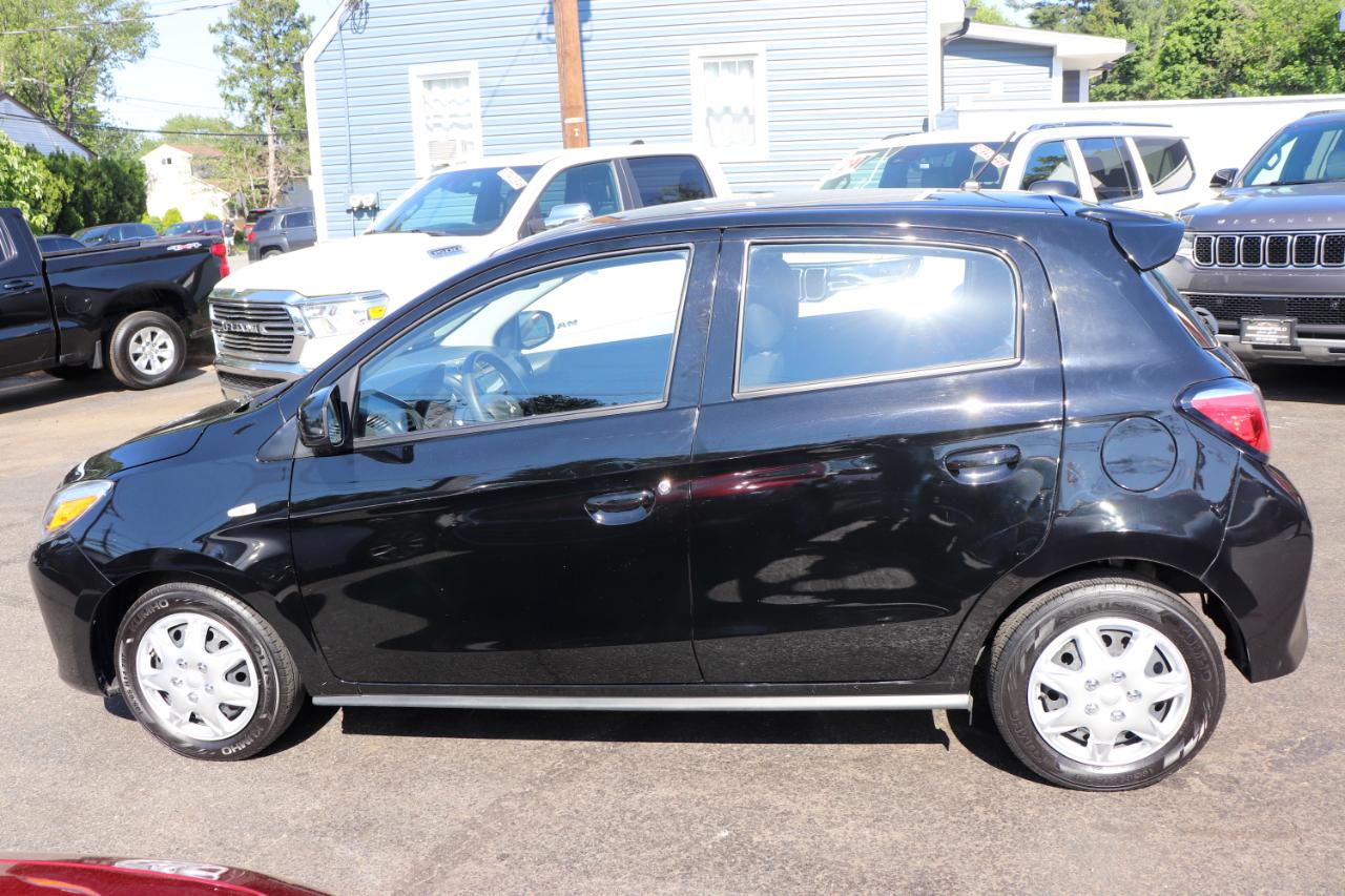 Mitsubishi Mirage ES CVT 2024