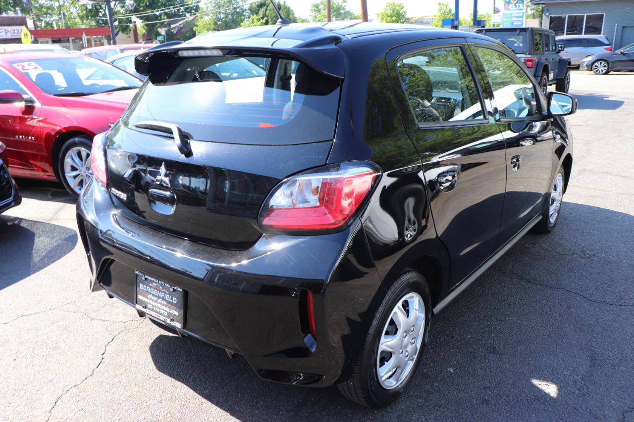Mitsubishi Mirage ES CVT 2024
