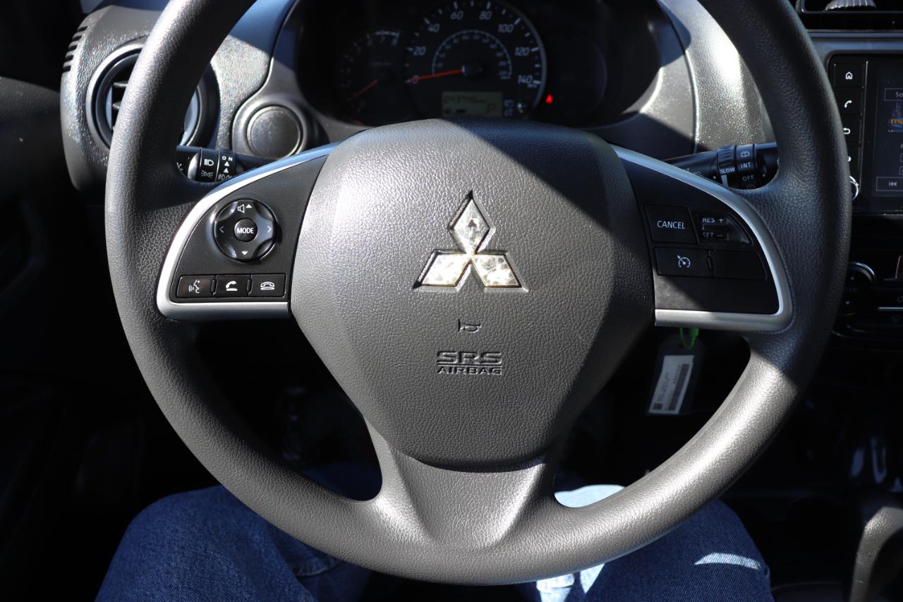 Mitsubishi Mirage ES CVT 2024