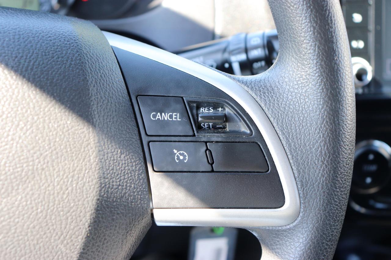 Mitsubishi Mirage ES CVT 2024