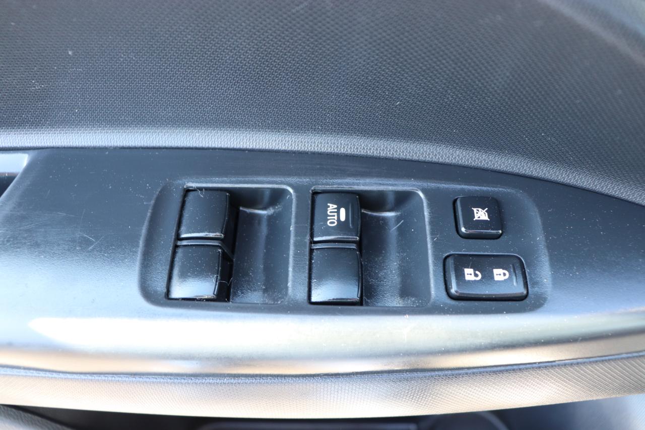 Mitsubishi Mirage ES CVT 2024