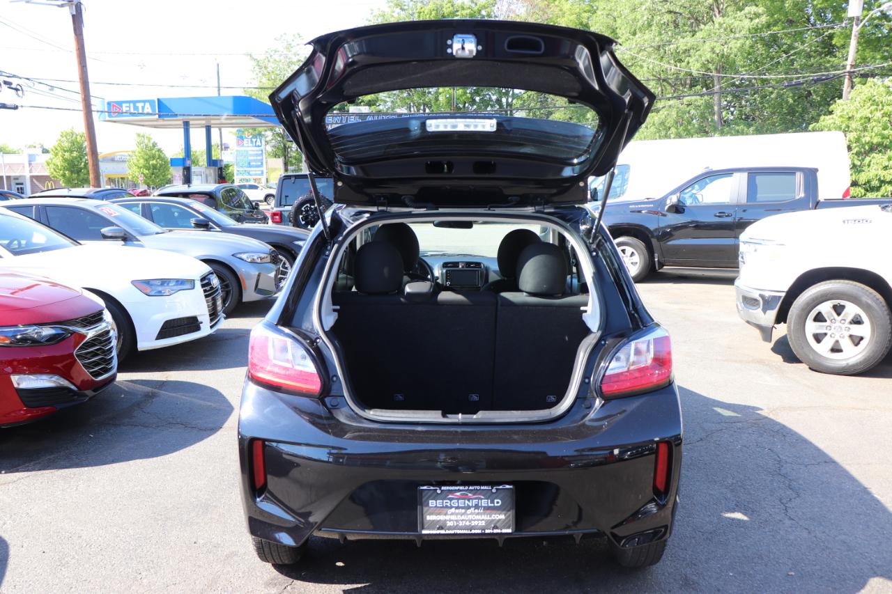 Mitsubishi Mirage ES CVT 2024