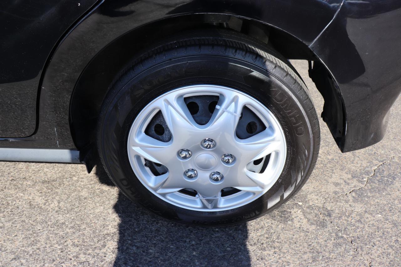 Mitsubishi Mirage ES CVT 2024